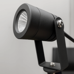 LAMP. JARDIN 5W JT-15165 43 mm * 73 mm C/PUYA 100-240V 38º 3000K NEGRO