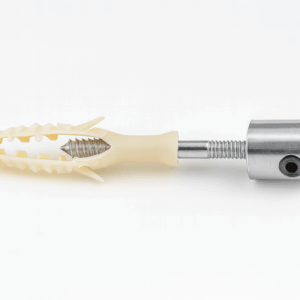 CONECTOR 42107 CON TARUGO PARA PARED DE CONCRETO KLUS